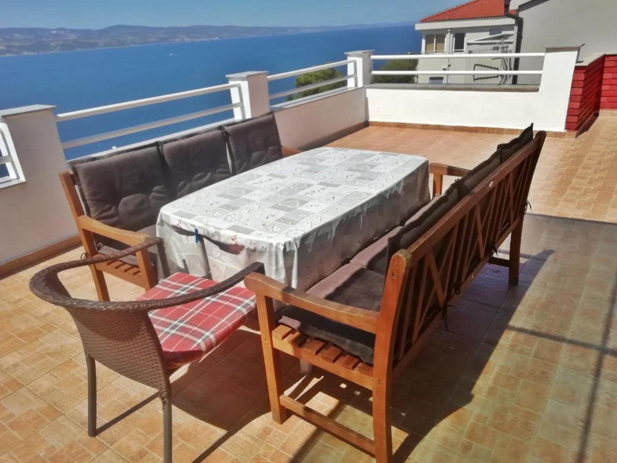 Apartment Kovacic Omiš Exterior foto