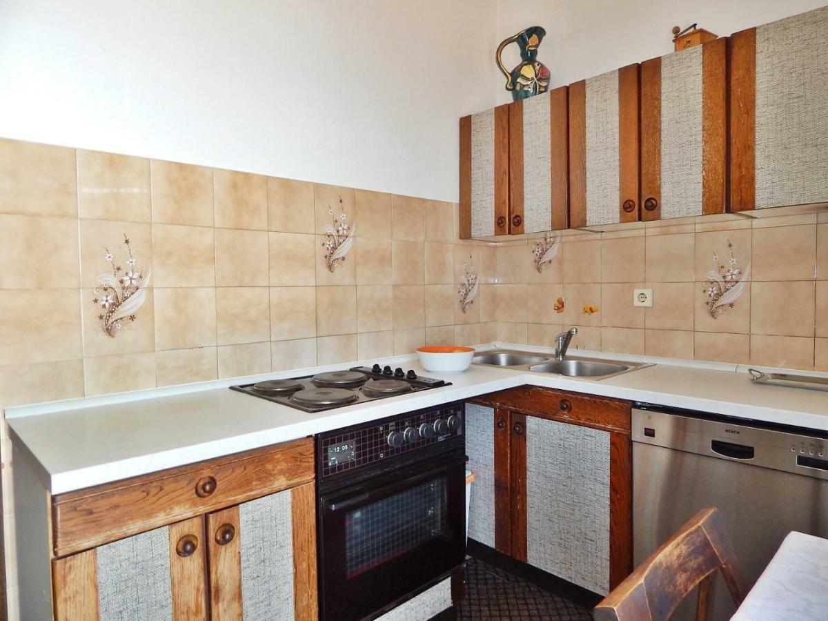 Apartment Kovacic Omiš Exterior foto
