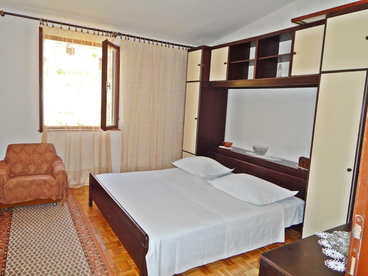 Apartment Kovacic Omiš Exterior foto