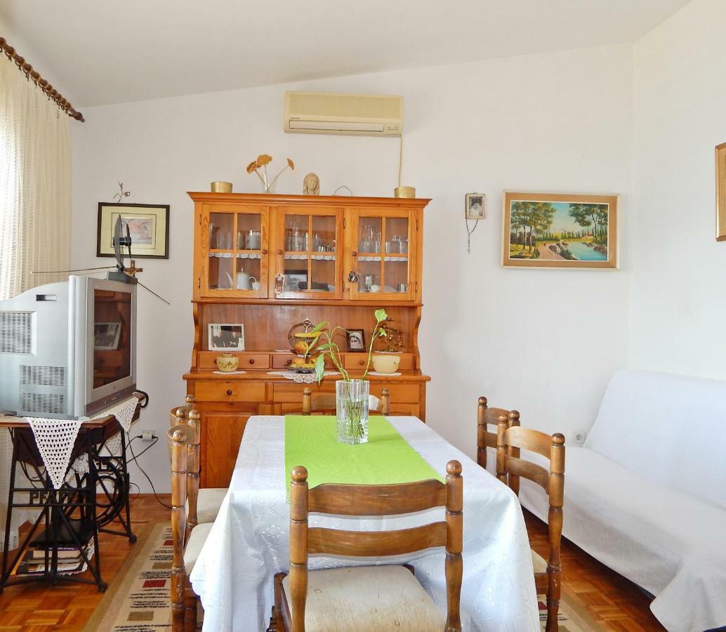 Apartment Kovacic Omiš Exterior foto