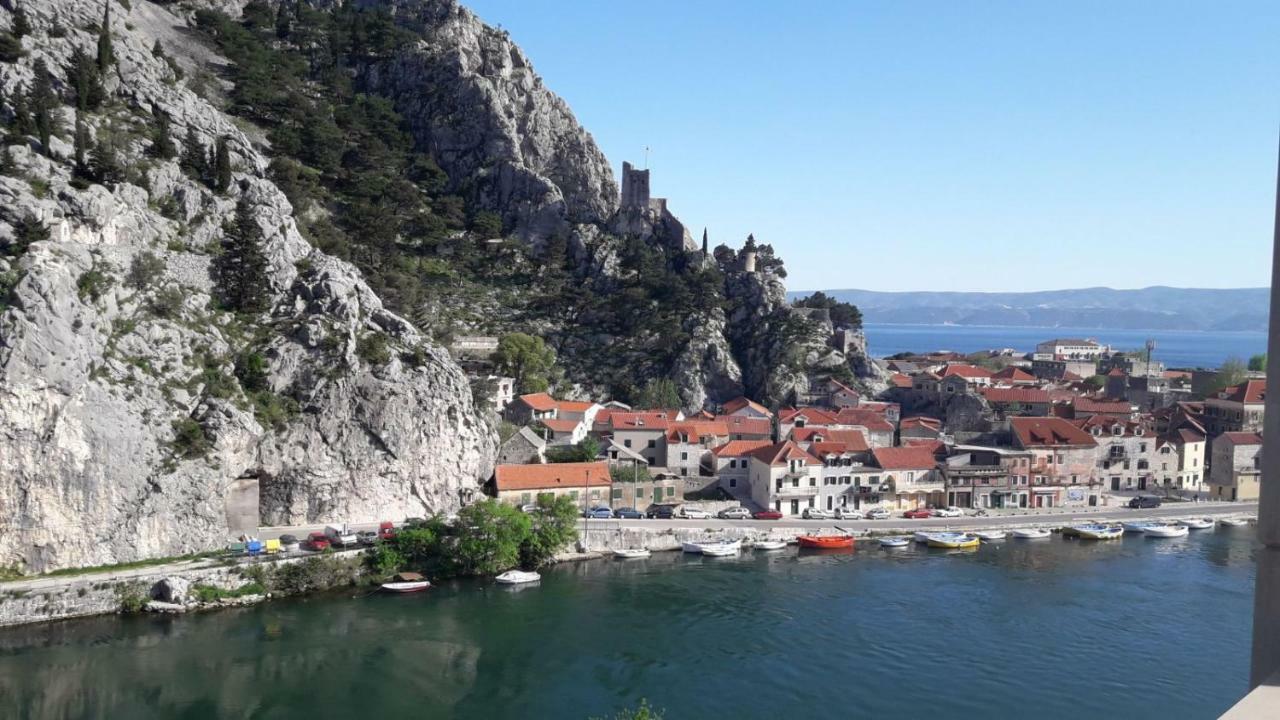 Apartment Kovacic Omiš Exterior foto